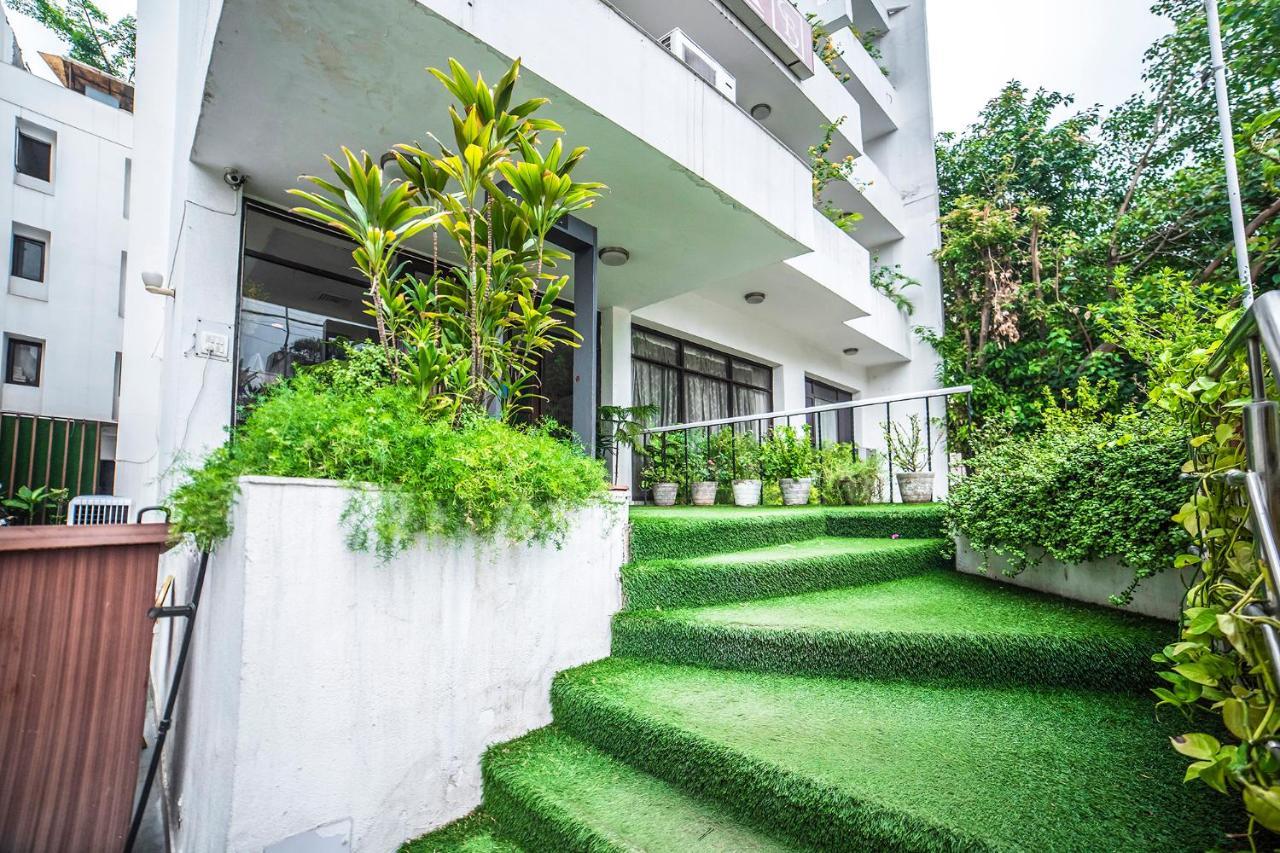 The Bmk Hotel Greater Kailash Delhi (National Capital Territory of India) Exterior photo